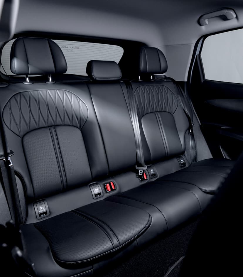 Lepas L4 rear seating
